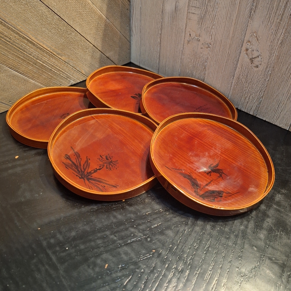 Vtg, set of 5, Japan Red Lacquer with Faux Woodgrain Floral, small round trays